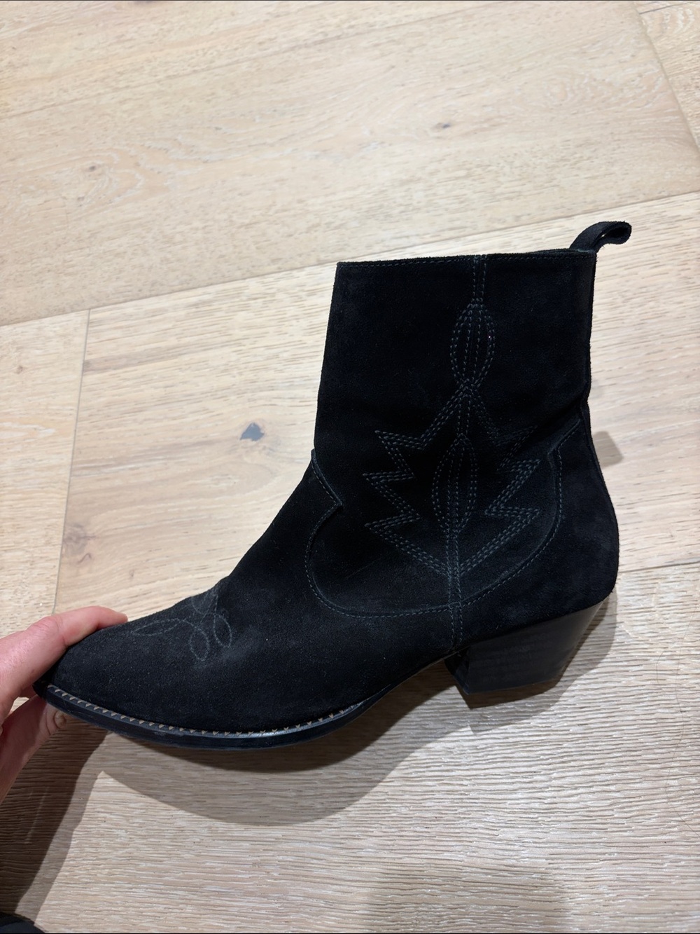 EUC Freda Salvador Jolene Western Ankle Booties in Black Suede Sz 11